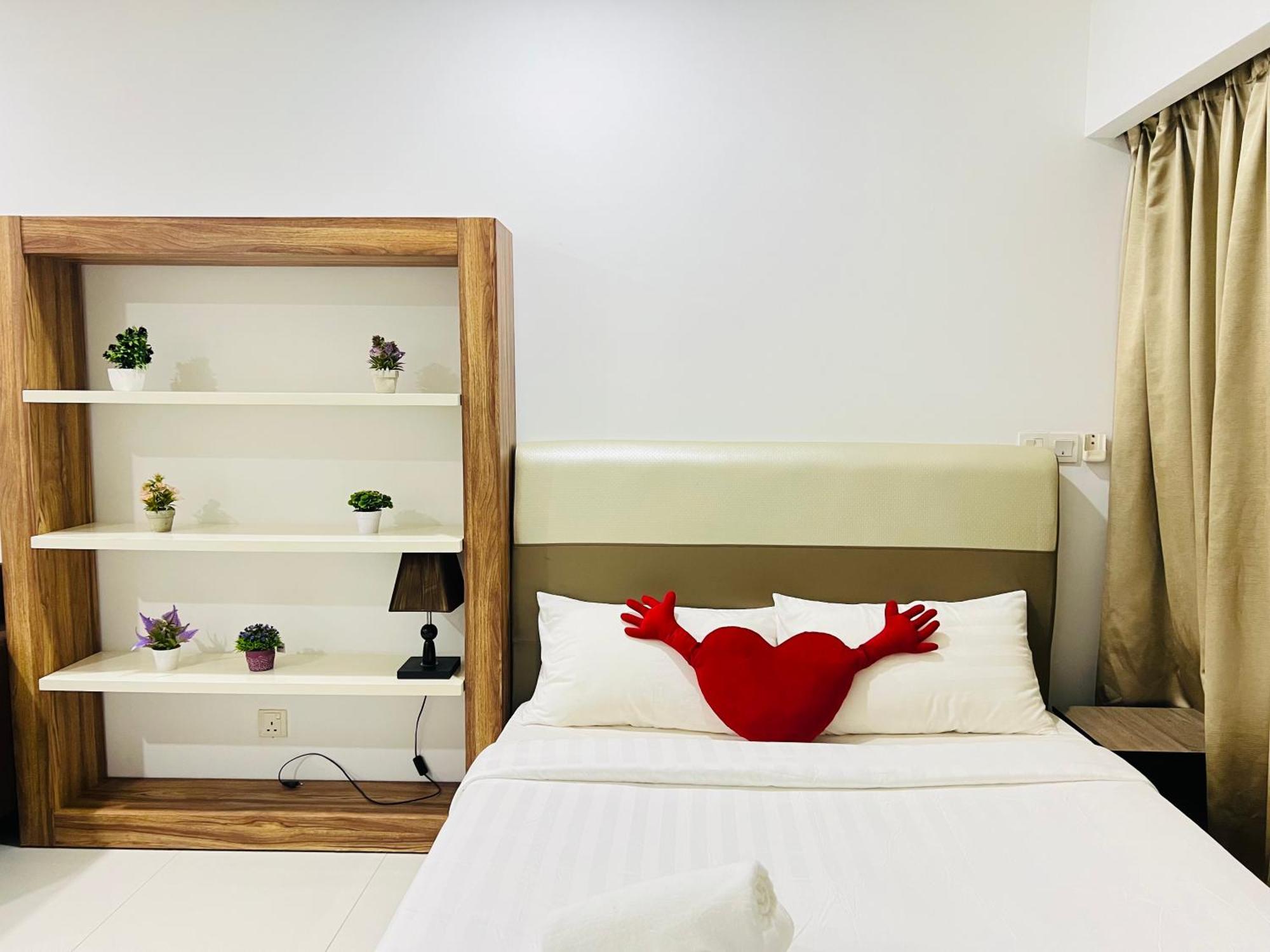 Mercu Summer Suites Klcc By Sweet Home Kuala Lumpur Esterno foto