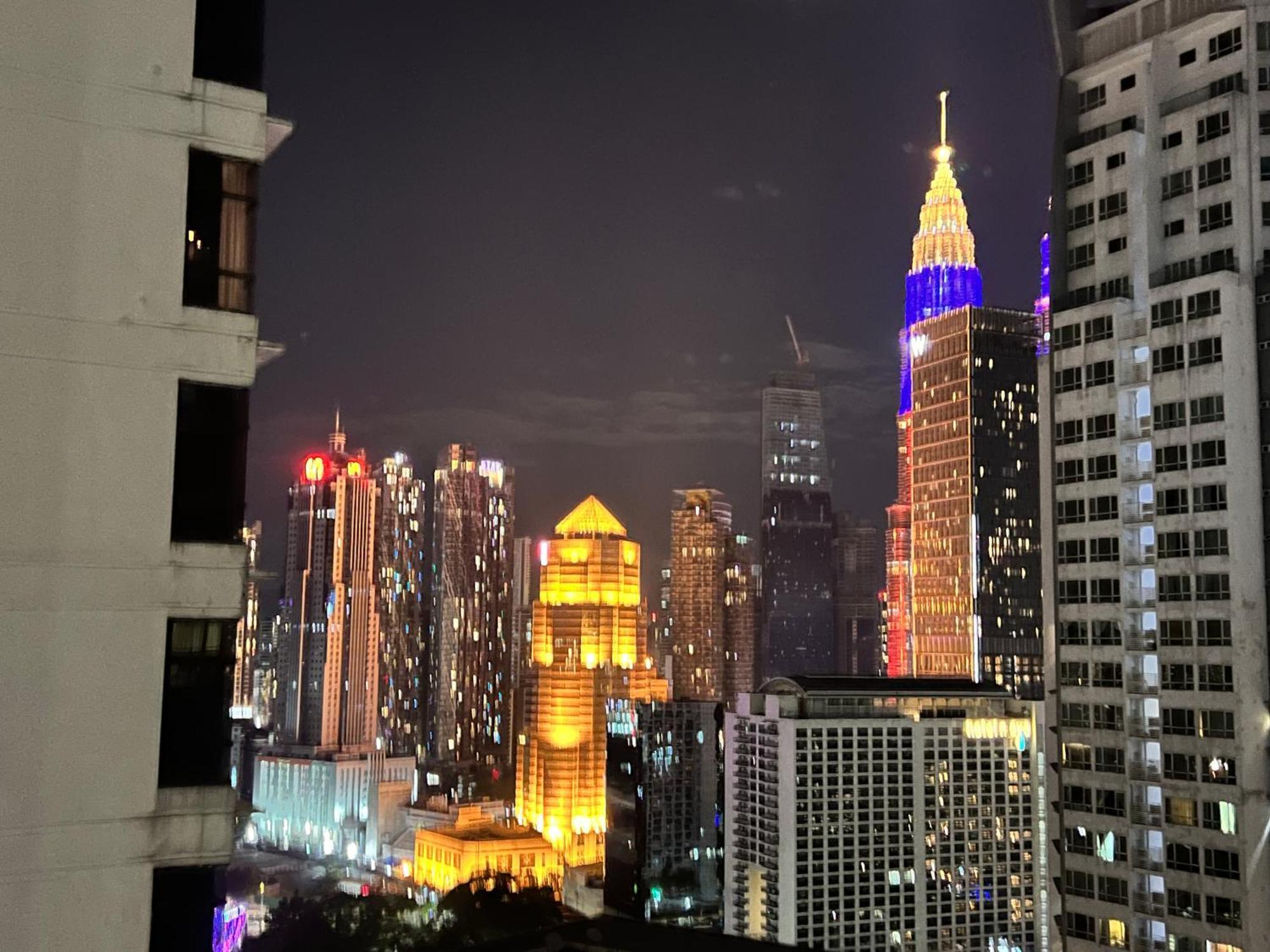Mercu Summer Suites Klcc By Sweet Home Kuala Lumpur Esterno foto