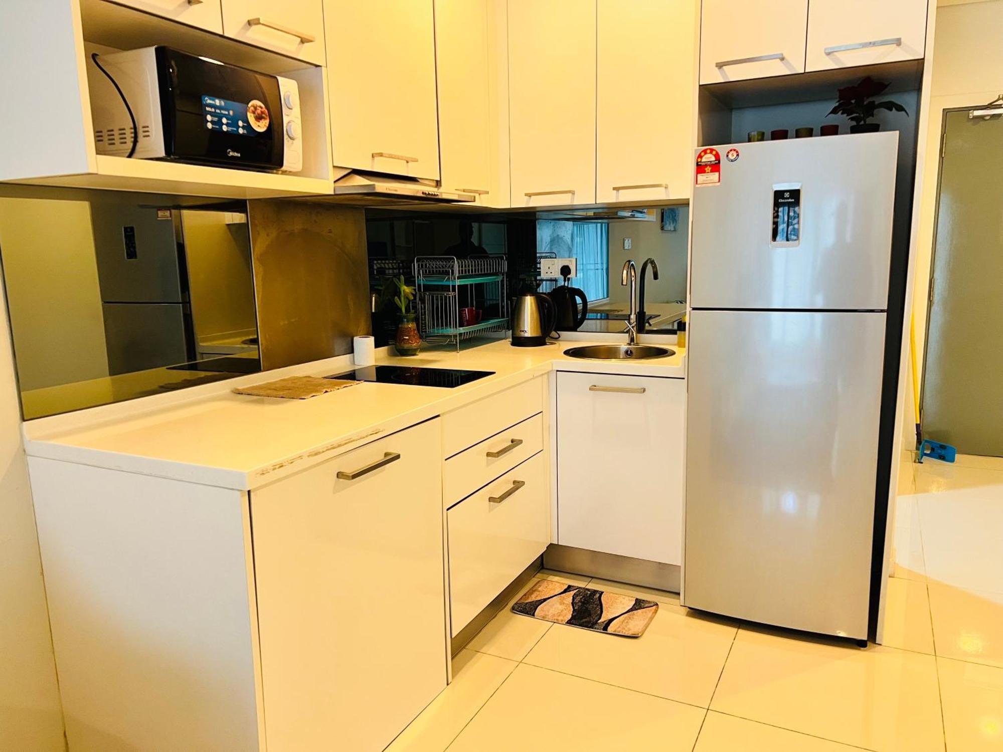 Mercu Summer Suites Klcc By Sweet Home Kuala Lumpur Esterno foto