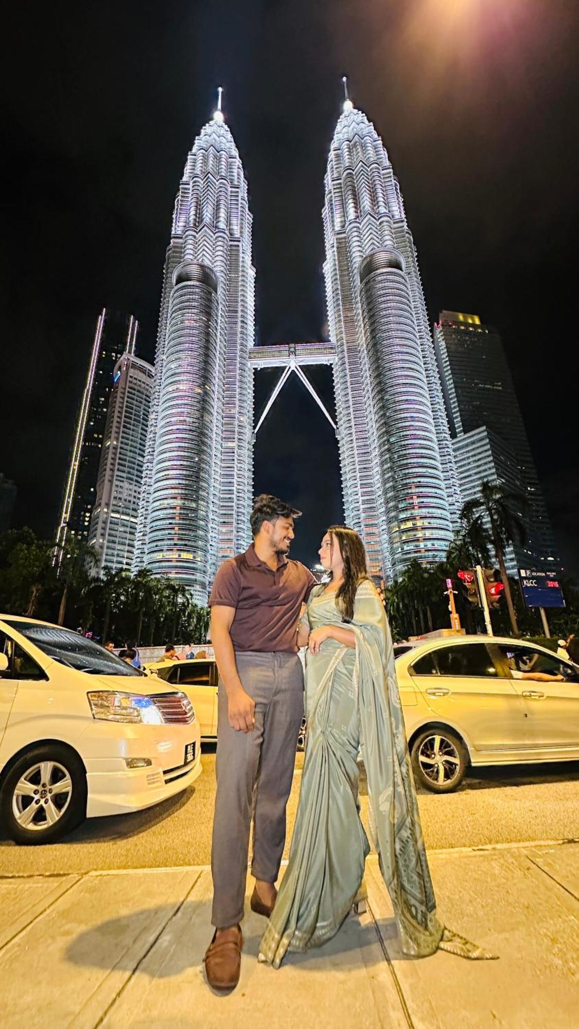 Mercu Summer Suites Klcc By Sweet Home Kuala Lumpur Esterno foto